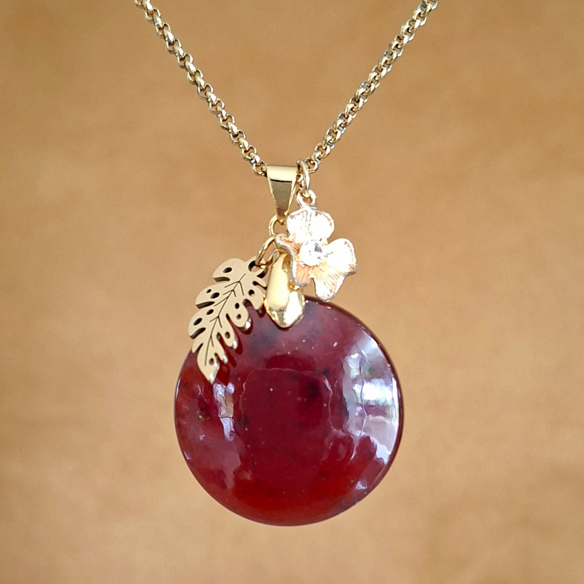 Collier acier en grenat hessonite rond pierre naturelle feuille fleur zirconium