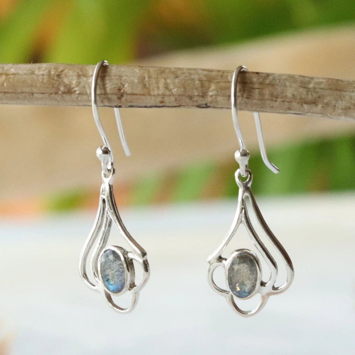Boucles d'oreilles fleur longues en argent et labradorite - Petite Rainette