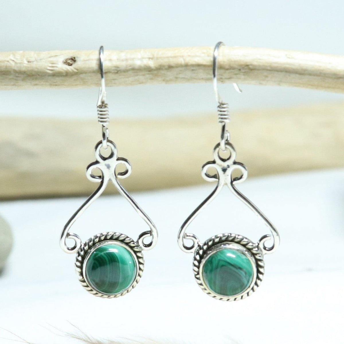 Boucles d'oreilles fantaisie en argent et malachite
