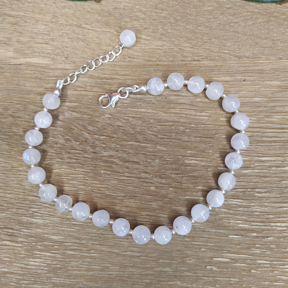 Bracelet en argent et perles de pierre de lune