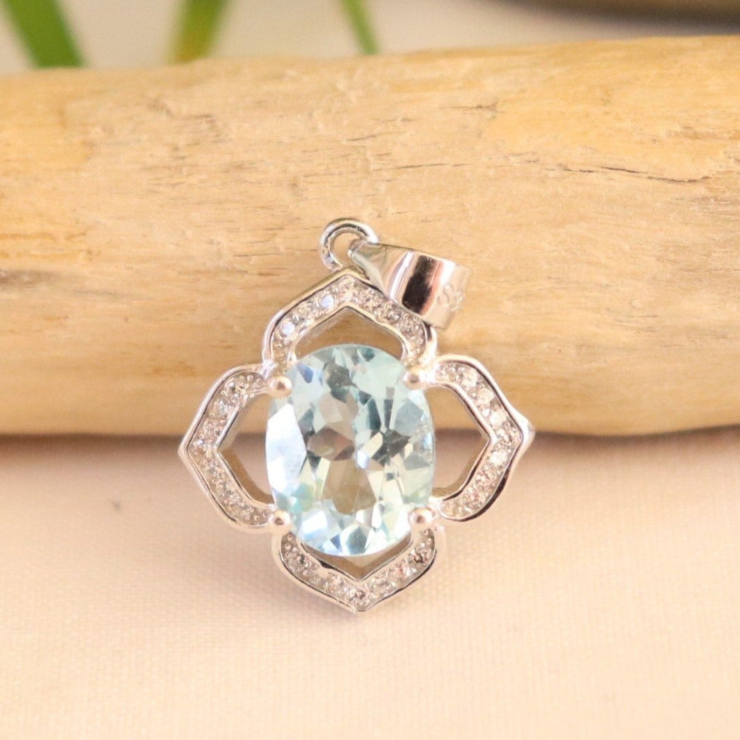 Pendentif en argent et topaze bleue - Petite Rainette