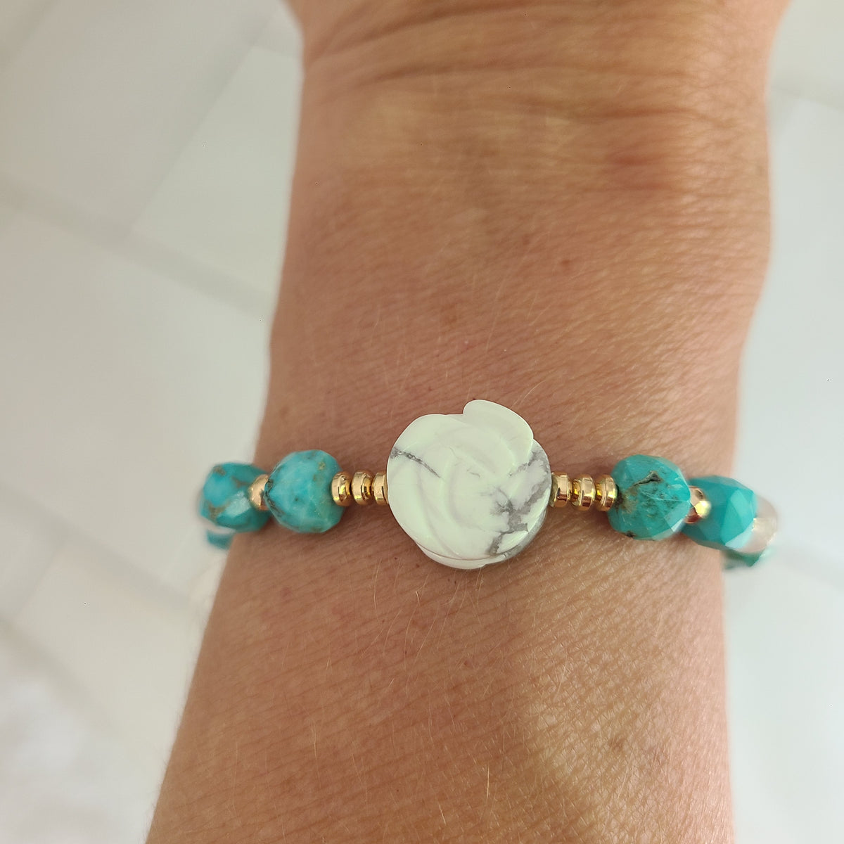 Bracelet acier en howlite turquoise et jade - Petite Rainette