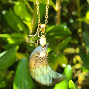 Nouveauté - Collier lune en labradorite