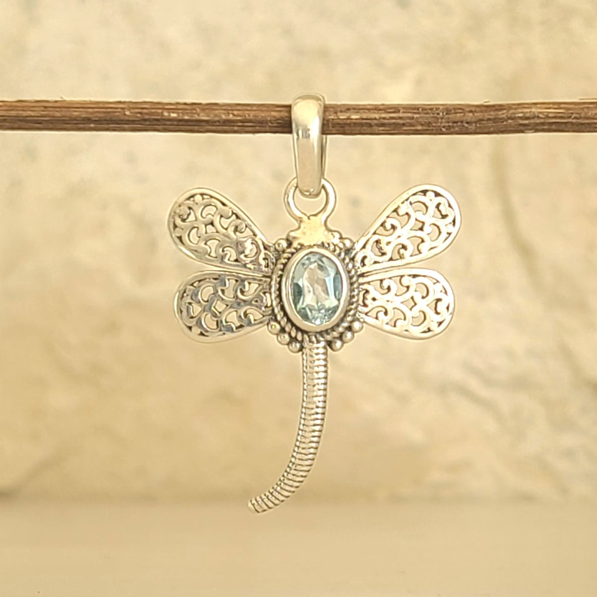 Pendentif libellule en argent et topaze bleue - Petite Rainette