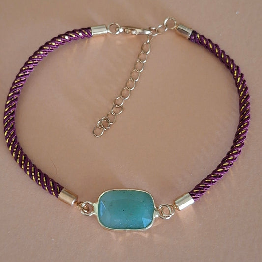 Bracelet cordon bordeaux et doré avec aventurine naturelle facettée