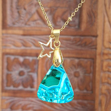 Charger l'image dans la galerie, Colliern chrysocolle en acier doré avec breloque étoile