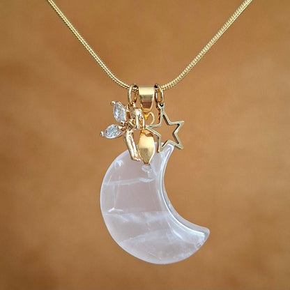 Collier lune en quartz rose et breloques fée et étoile