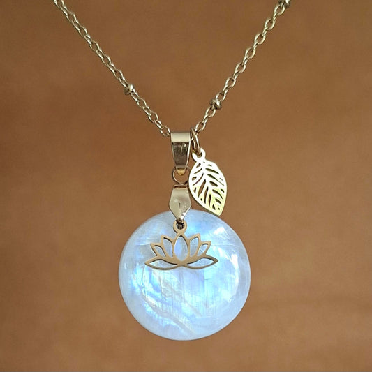 Collier acier en pierre de lune ronde avec breloques fleur de lotus et feuille