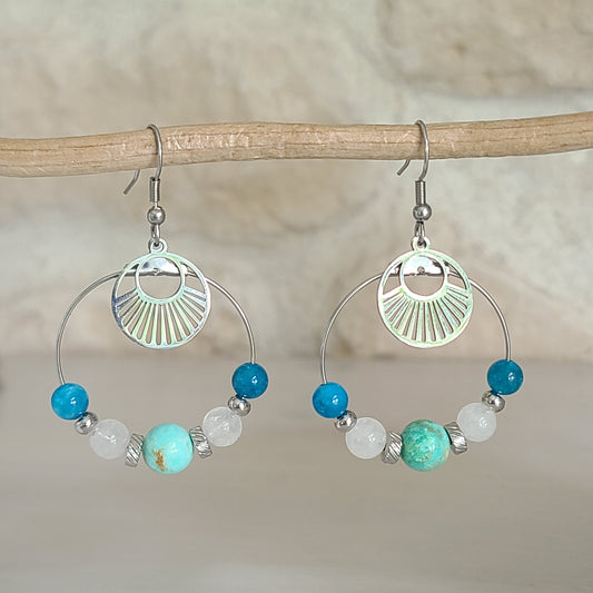 Boucles d'oreilles créoles argentées en turquoise apatite et jade blanc
