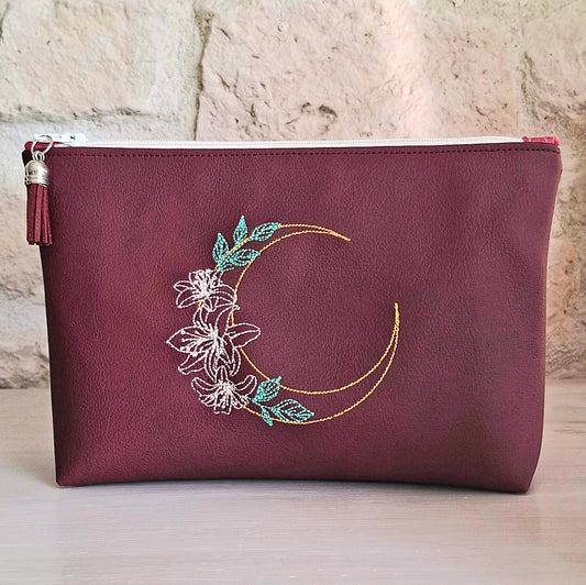 trousse femme lune brodee simili cuir bordeaux