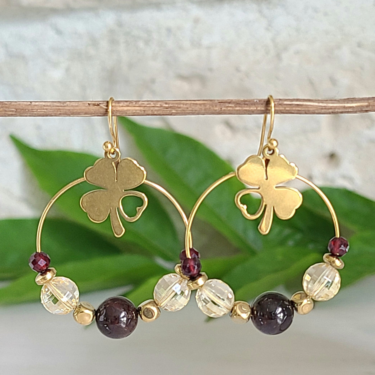 Boucles d´oreilles en acier citrine et grenat