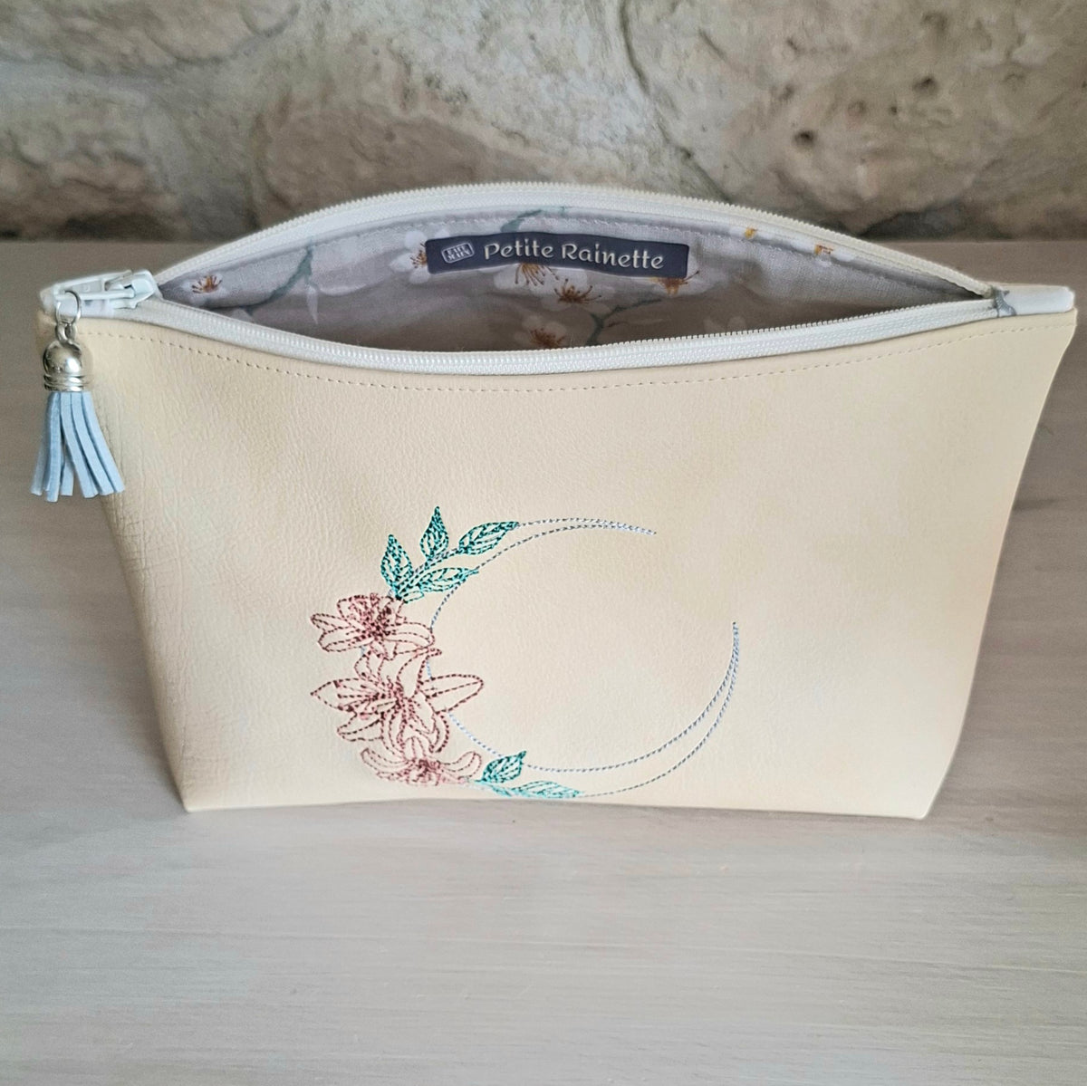 trousse ecru brodée lune interieur tissu doublure fermeture eclair