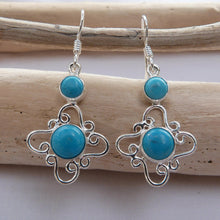 Charger l&#39;image dans la galerie, Boucles d&#39;oreilles longues en argent et turquoise - Bijoux Cailloux Bambou