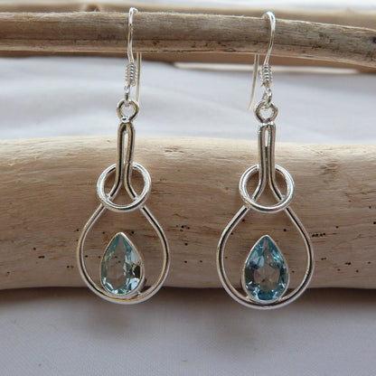 Boucles d'oreilles longues en argent et topaze bleue - Bijoux Cailloux Bambou