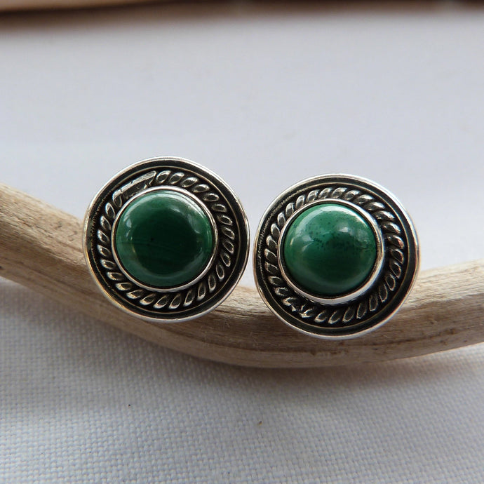 Puces d'oreilles en argent et malachite - Bijoux Cailloux Bambou