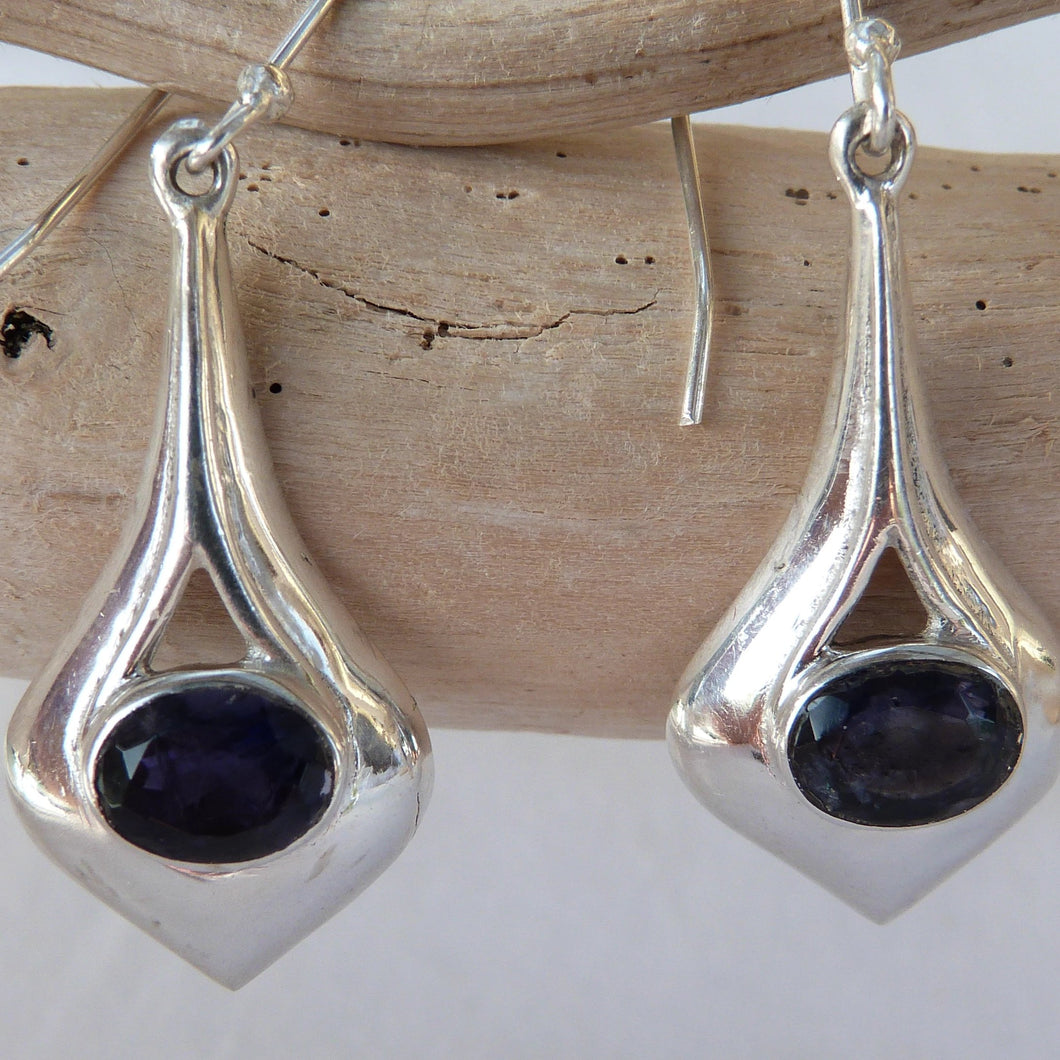 Boucles d'oreilles longues forme goutte en argent et iolite - Bijoux Cailloux Bambou