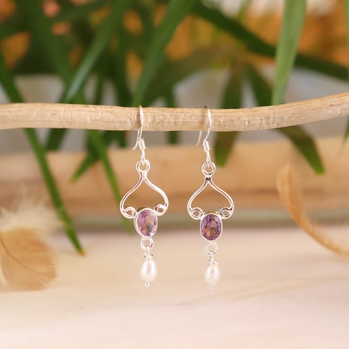 Boucles d'oreilles en améthyste et perle d'eau douce