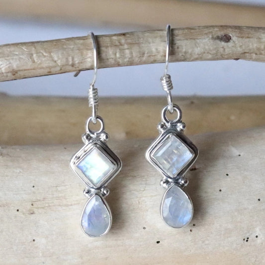 Boucles d'oreilles en argent et pierre de lune - Petite Rainette