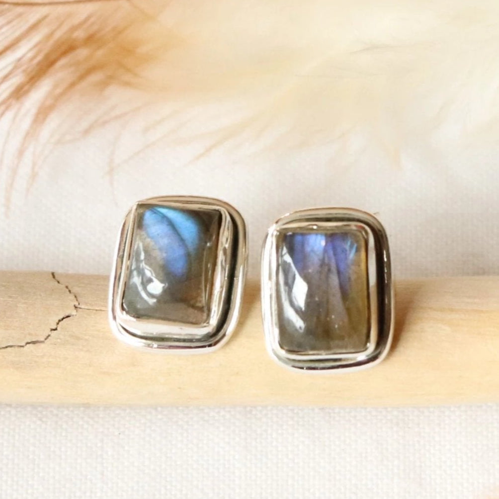 Clous d'oreilles rectangulaires en argent et labradorite - Petite Rainette