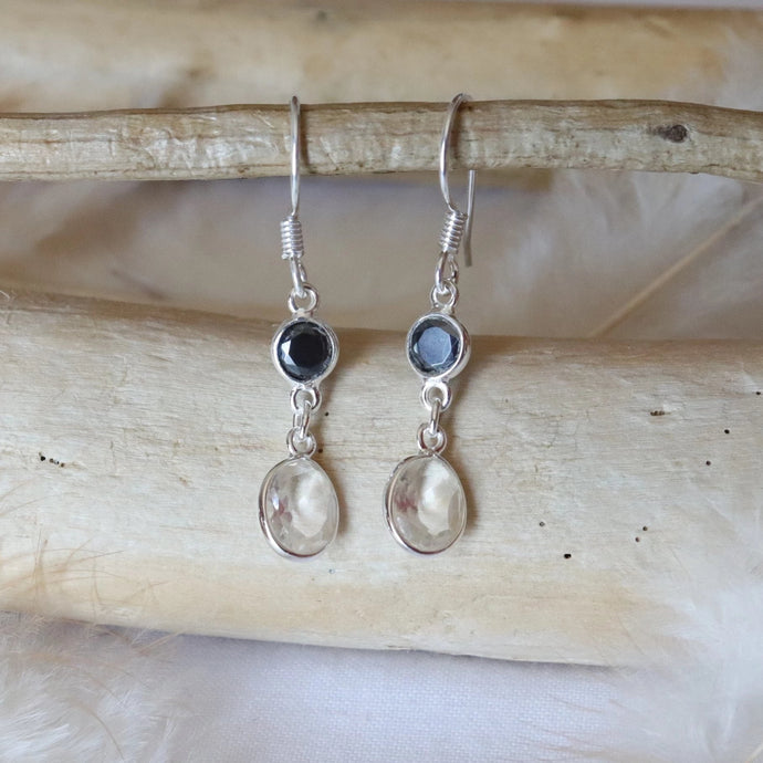 Boucles d'oreilles longues en argent avec cristal de roche et hématite - Bijoux Cailloux Bambou