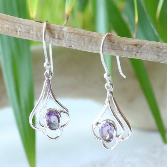 Boucles d'oreilles longues fleur en argent et améthyste 