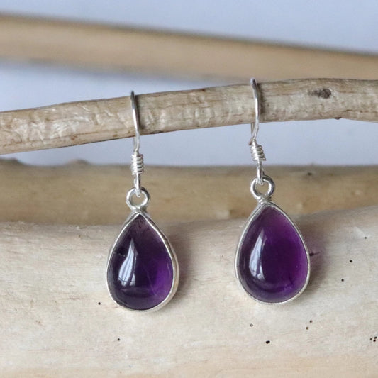 Boucles d'oreilles forme goutte en argent et améthyste 