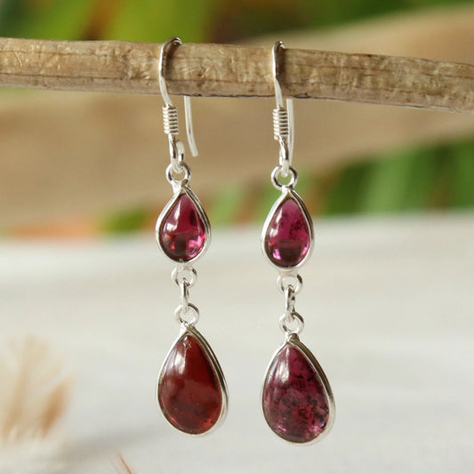 Boucles d'oreilles longues en argent et grenat - Petite Rainette