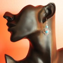 Charger l&#39;image dans la galerie, Boucles d&#39;oreilles longues en argent et turquoise - Bijoux Cailloux Bambou