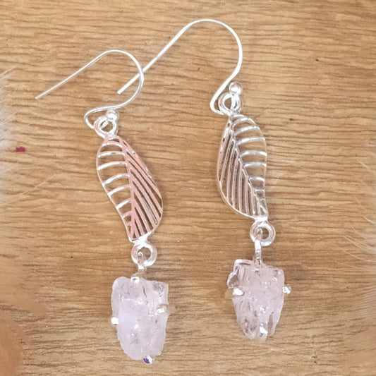 Boucles d'oreilles feuille en argent et quartz rose - Petite Rainette