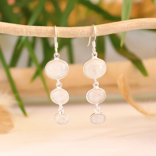 Boucles d'oreilles longues en argent et 3 pierres de lune