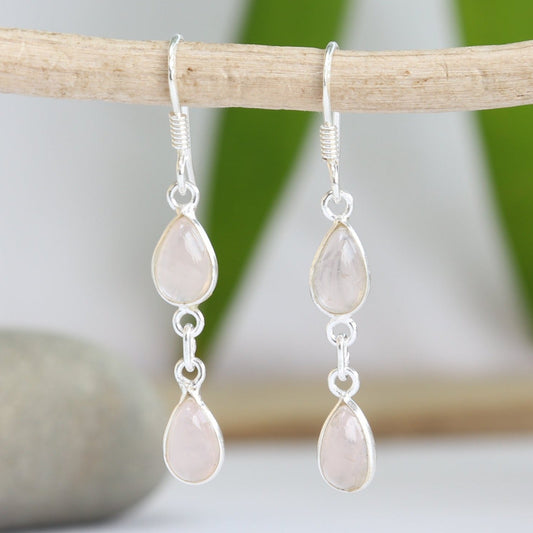 Boucles d'oreilles longues en argent et quartz rose - Petite Rainette