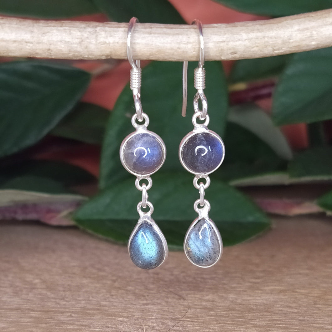 Boucles d'oreilles longues en argent et labradorite