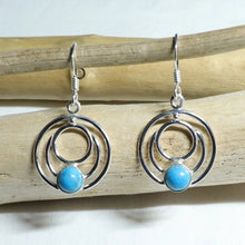 Charger l&#39;image dans la galerie, Boucles d&#39;oreilles rondes en argent et turquoise - Bijoux Cailloux Bambou