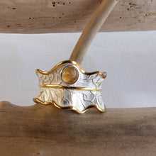 Charger l'image dans la galerie, Bague réglable motif feuille  en argent et tourmaline jaune