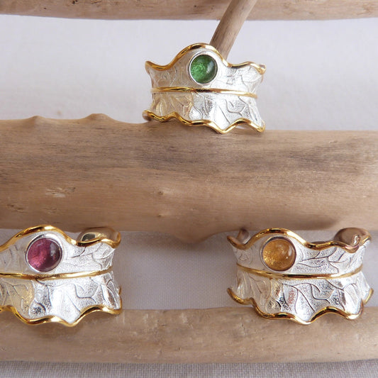 Bague réglable motif feuille  en argent et tourmaline naturelle 