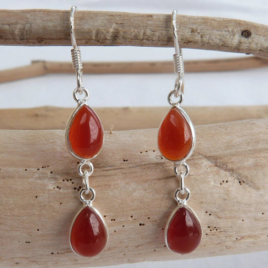 Boucles d'oreilles longues en argent et cornaline forme poire - Petite Rainette