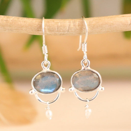 Boucles d'oreilles argent en labradorite et perle d'eau douce