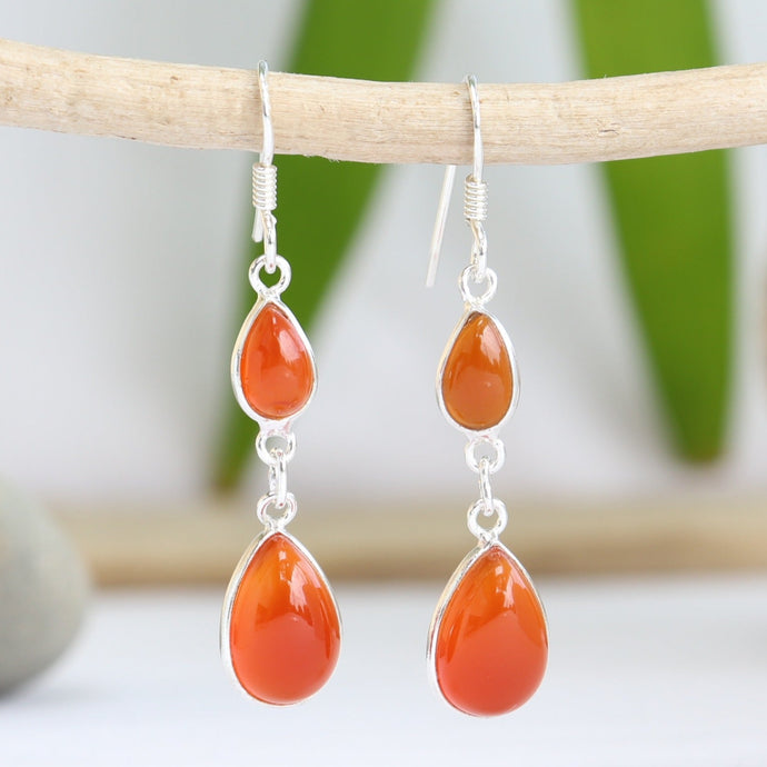 Boucles d'oreilles longues en argent et cornaline - Petite Rainette