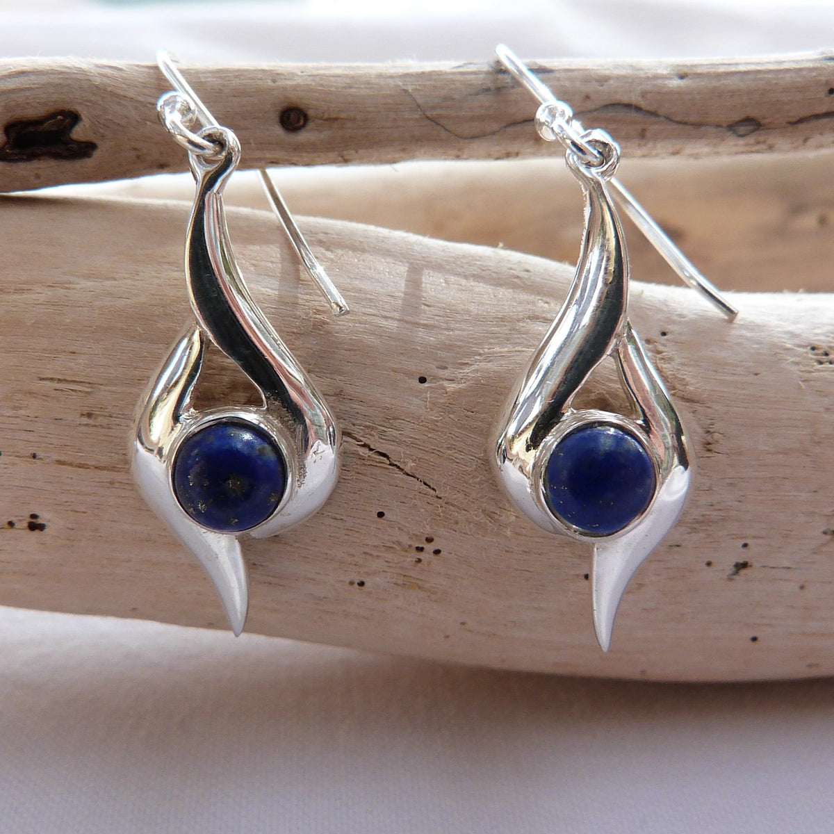 Boucles d'oreilles longues en argent et lapis-lazuli 