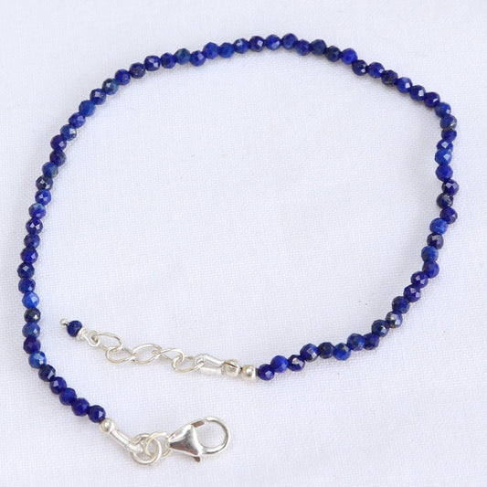 Bracelet fin en argent et lapis lazuli 