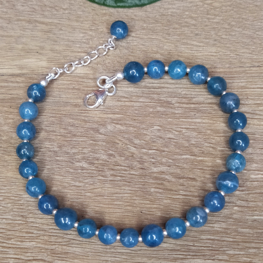 Bracelet en argent et perles d'apatite 