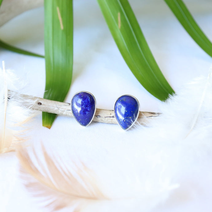 Clous d'oreilles forme goutte en argent et lapis-lazuli - Bijoux Cailloux Bambou