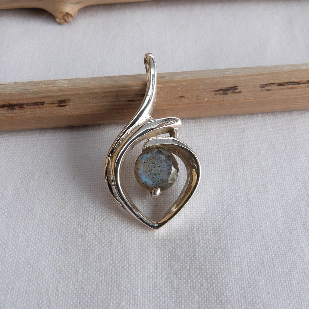 Pendentif forme goutte en argent et labradorite - Bijoux Cailloux Bambou