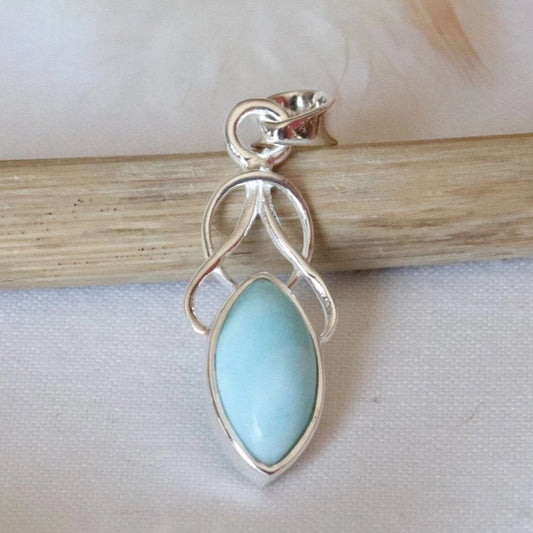 Pendentif fantaisie en argent et larimar 