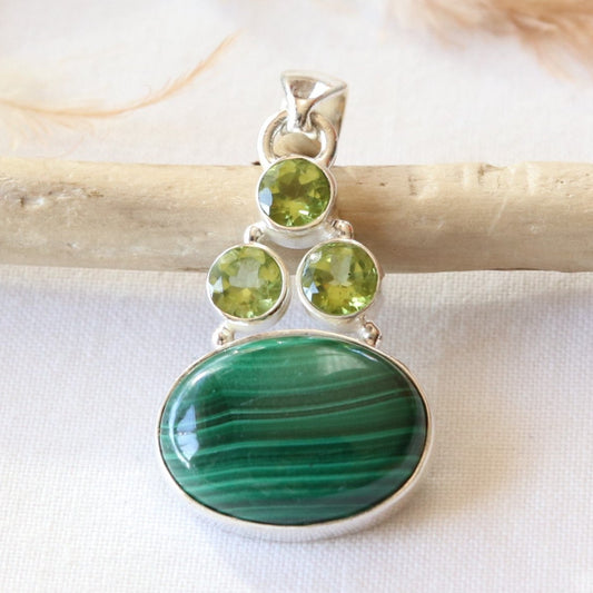 Pendentif en argent malachite et péridot - Petite Rainette