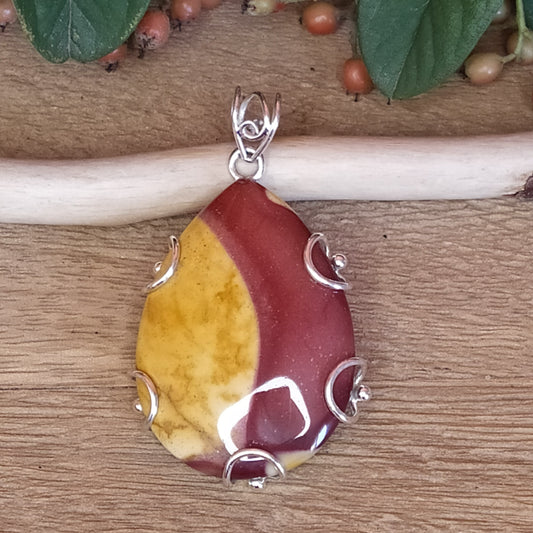 Pendentif en argent et jaspe mookaite forme poire