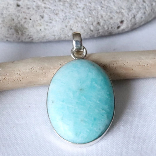 Pendentif ovale en amazonite