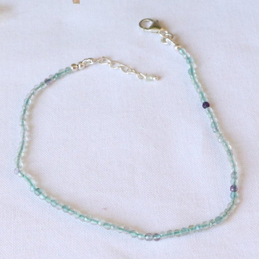 Bracelet en argent et perles de fluorite à facettes - Petite Rainette