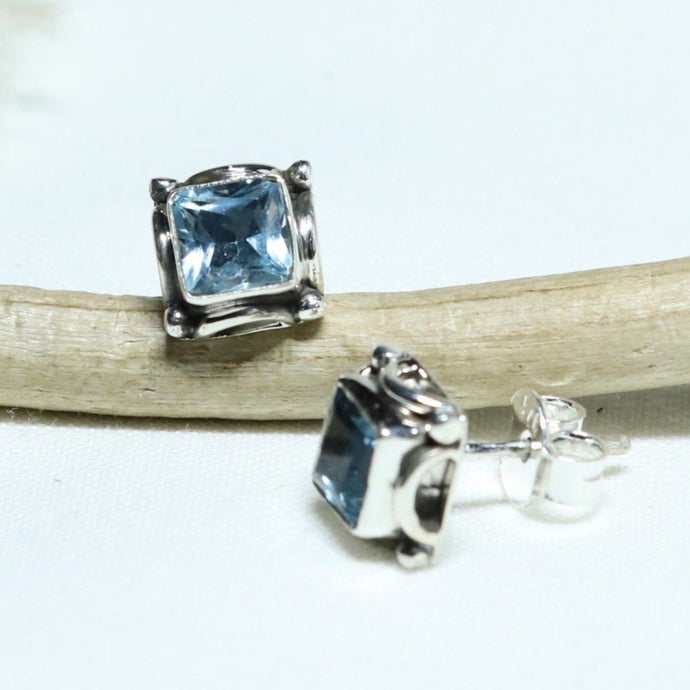 Clous d'oreilles en argent et topaze - Petite Rainette