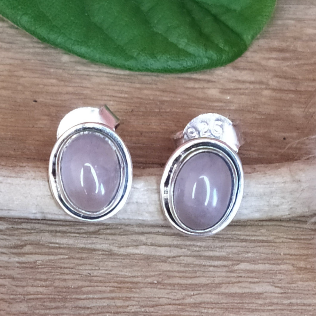 Clous d'oreille ovales en argent et quartz rose - Petite Rainette